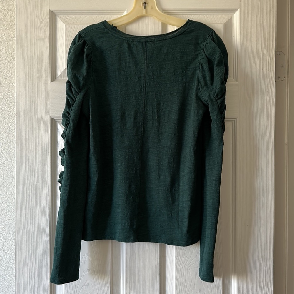 We The Free Natasha Ruched Sleeve Dark Green Shirt Size Medium - Picture 4 of 4